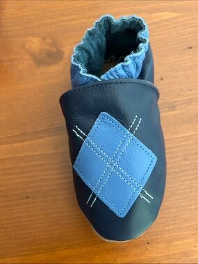 Robeez Navy and Light Blue Infant Soft-Soled Shoes